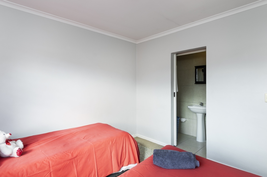 2 Bedroom Property for Sale in Audas Estate Western Cape